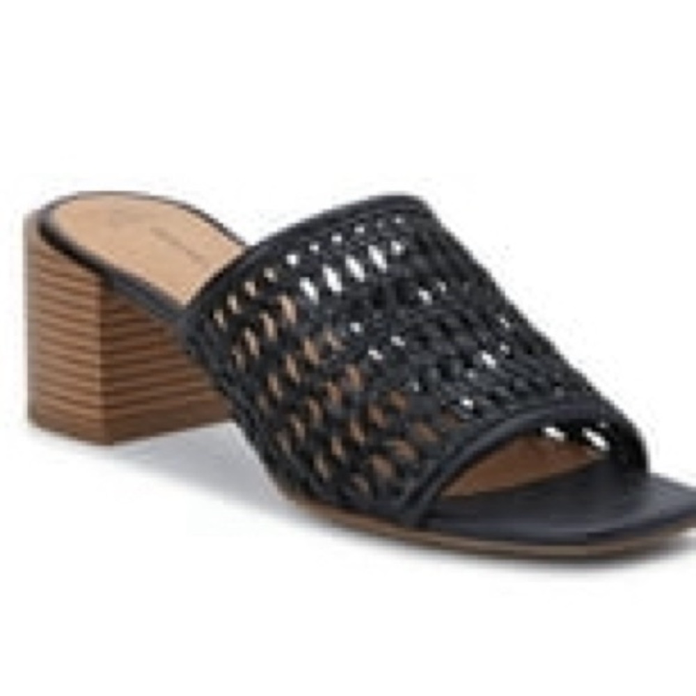 NWT TIME AND TRU Woven Block Heel Mule in Black Sz 11